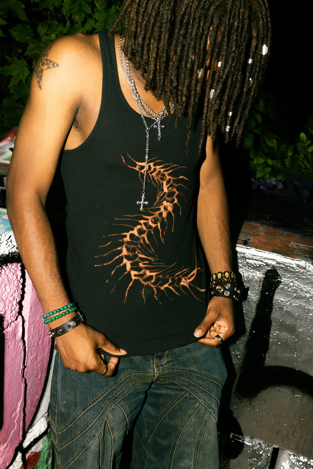 bleached centipede tank