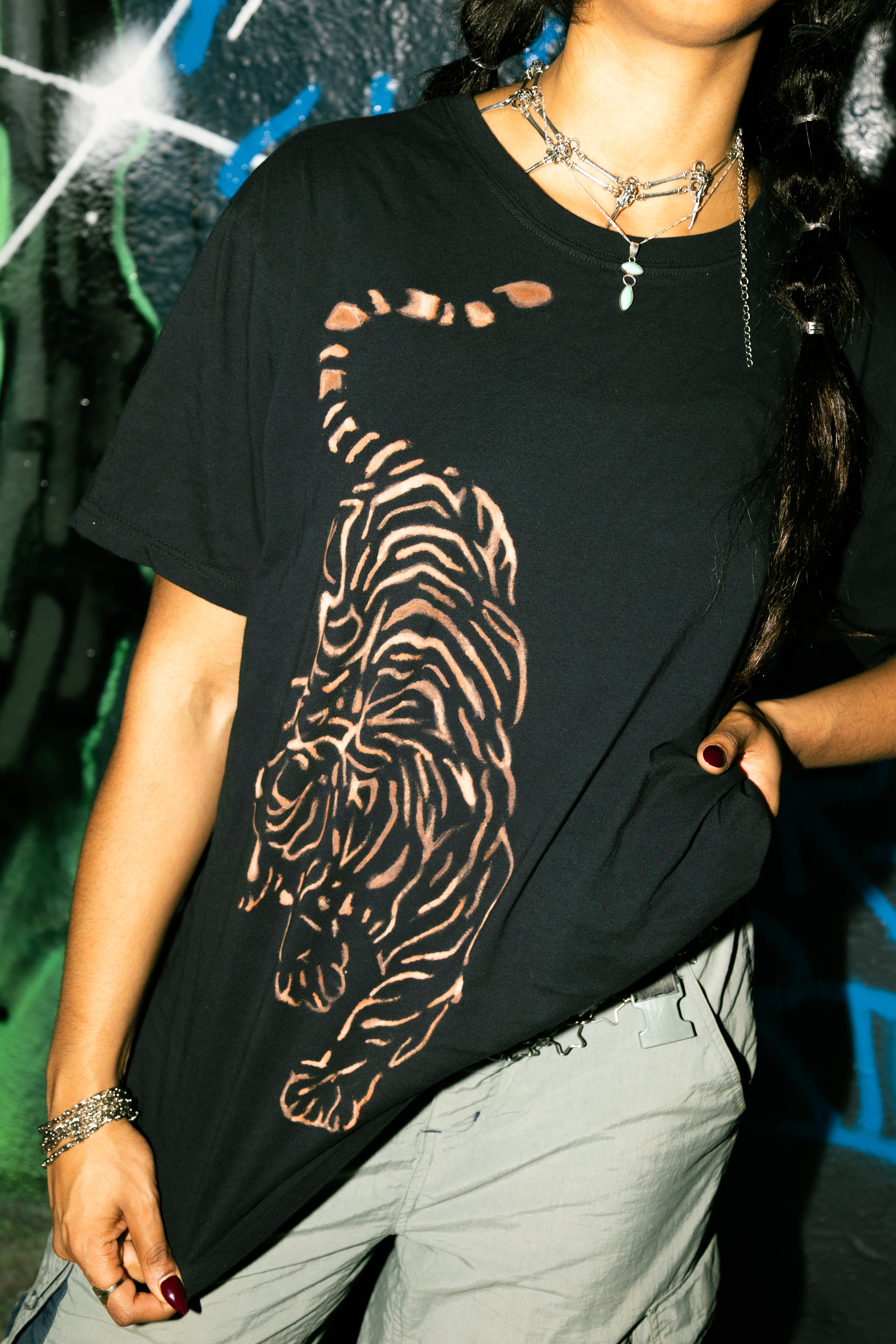 bleached tiger tee