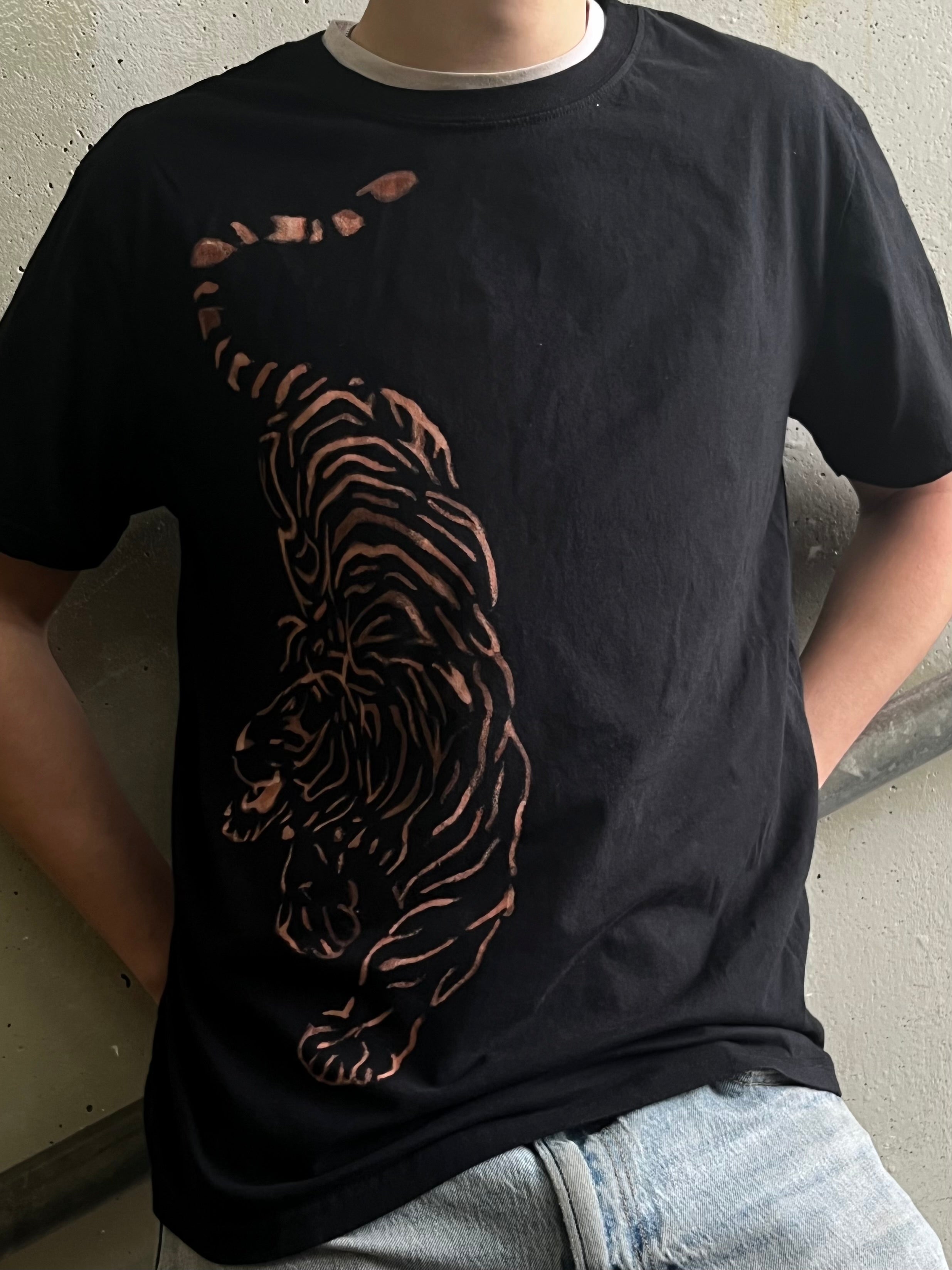 Bleached Tiger Graphic Tee